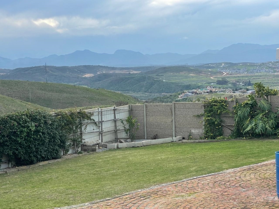4 Bedroom Property for Sale in Hartenbos Heuwels Western Cape